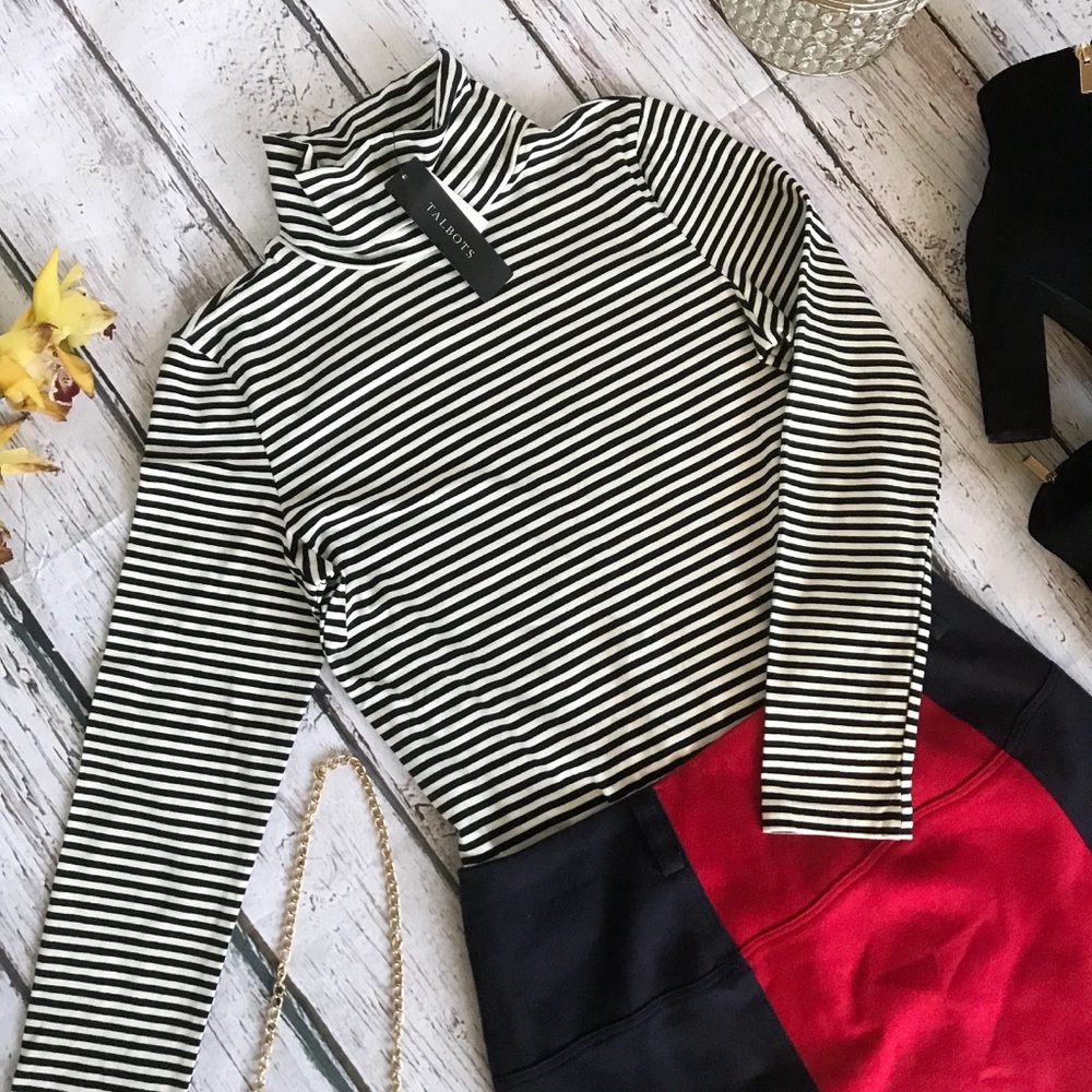 NWTs Talbots turtle neck! Sz S